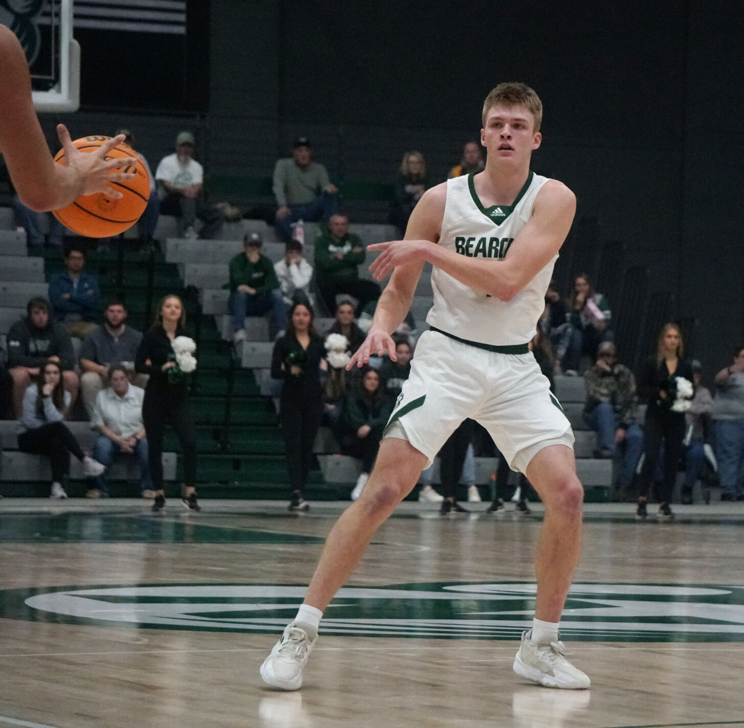 22-11-24 NWMBB Bennett2.jpg